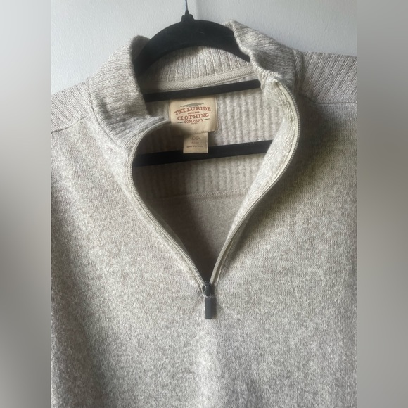 Cream tan color men’s sweater size medium very classy and casual like new! - Picture 3 of 5